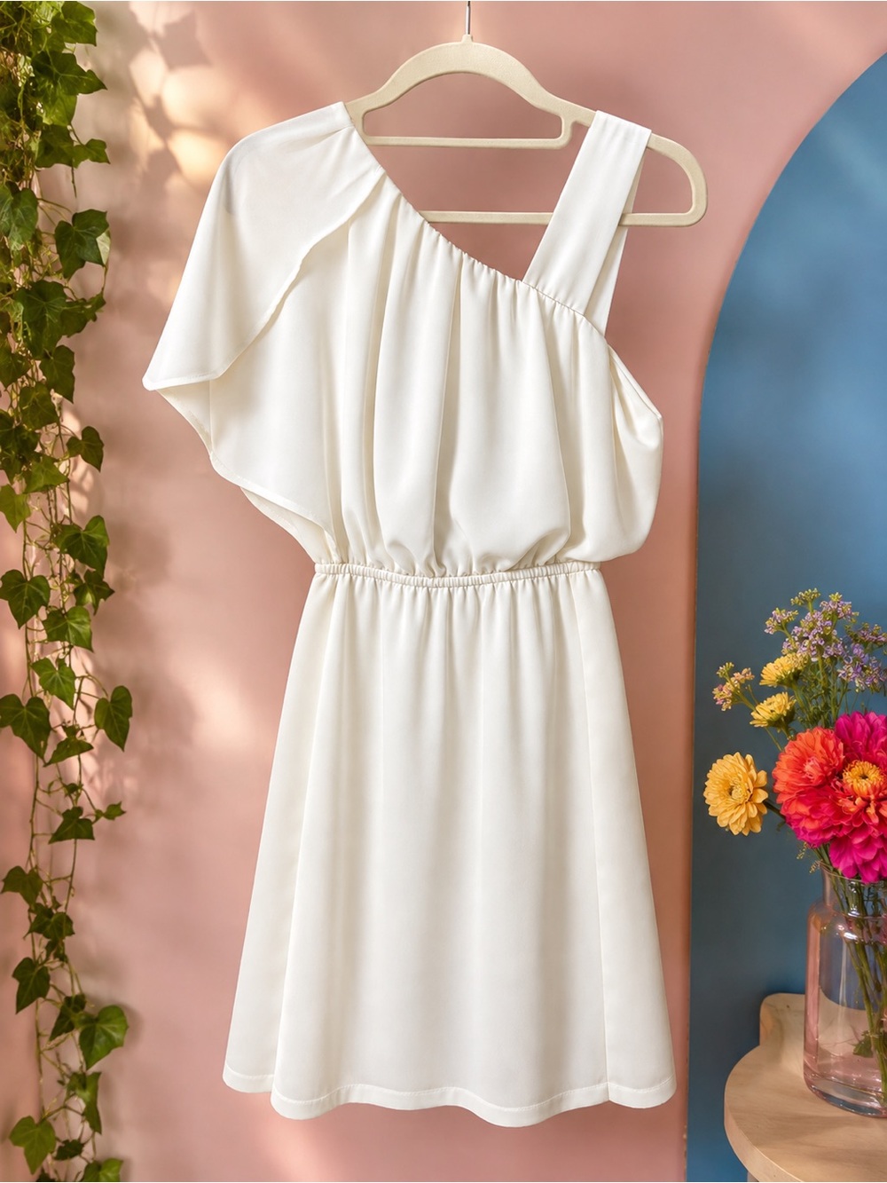 ⭐️3/$20 BCBG Generation One Shoulder White Mini Dress XS Puff Sleeve
